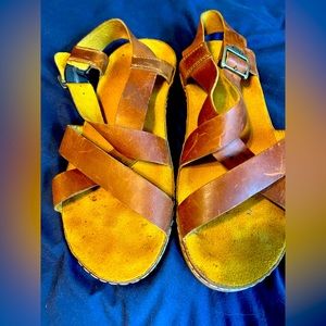 Light brown leather Chaco Sandals size 7